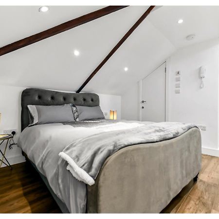 Sleek And Modern Studio With Minimalist Vibe Apartman Chelmsford Kültér fotó